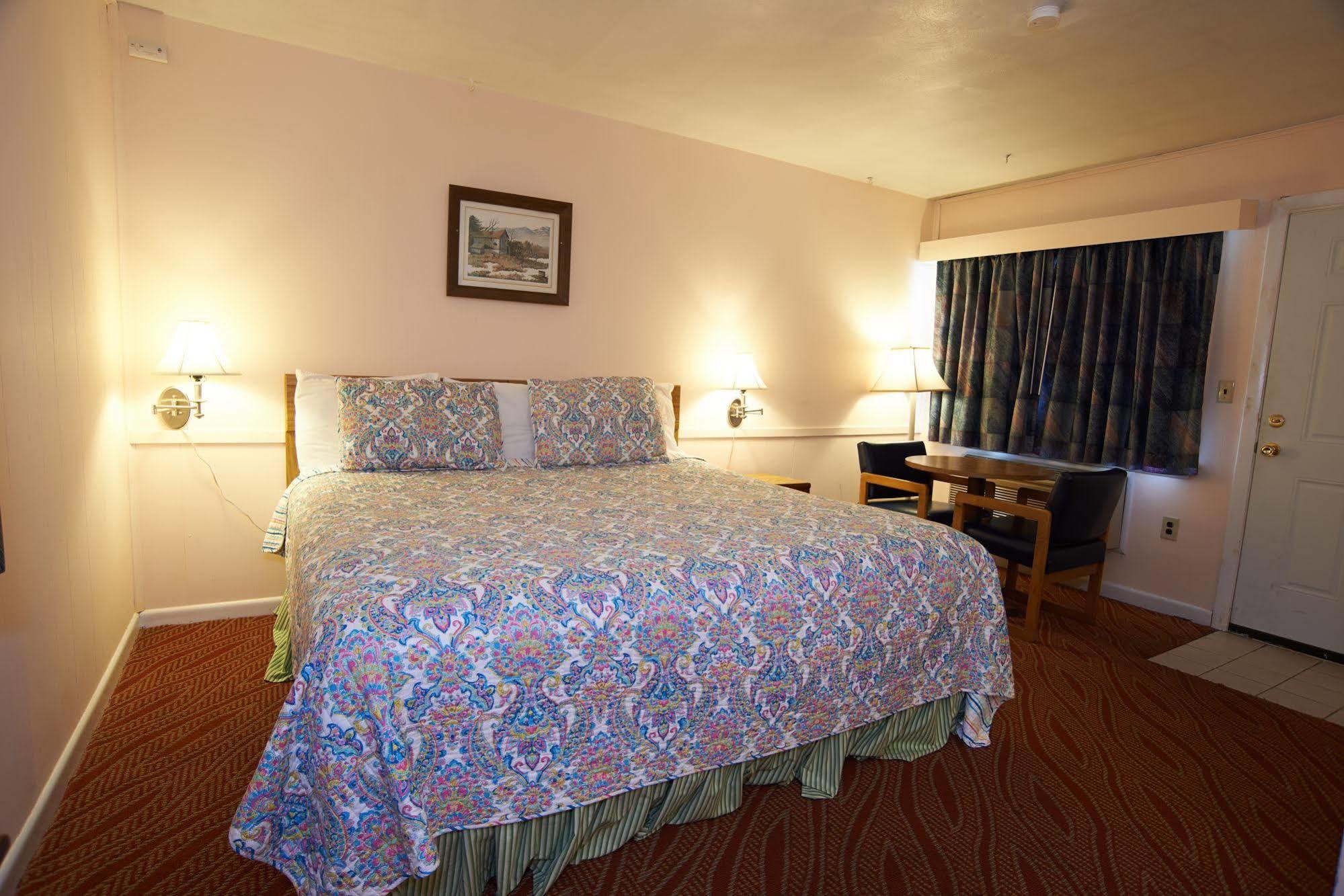 Clinton Motel 외부 사진